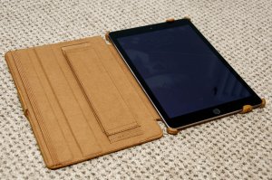 Manna Case with Clever Strap for iPad Air 2 review 5.jpg