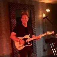 Paul-sings