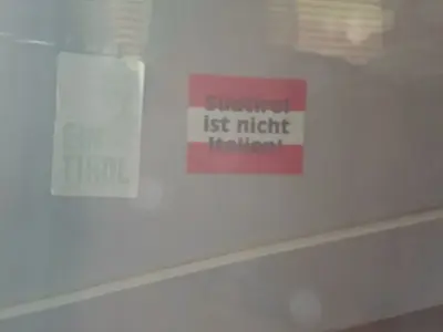 image-3328893071.webp