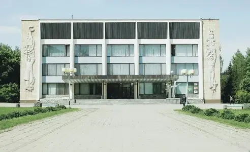 image-3847189499.webp