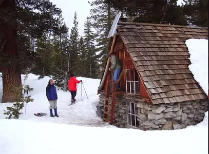 image-3842835279.webp