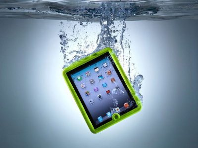 Lifedge-Waterproof-iPad-case-01.jpg