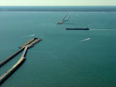 chesapeake-bay-bridge-tunnel-05.webp