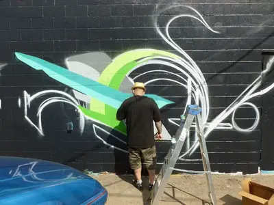 image-2049621196.webp