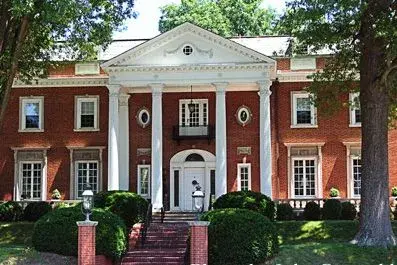 executivemansion.webp