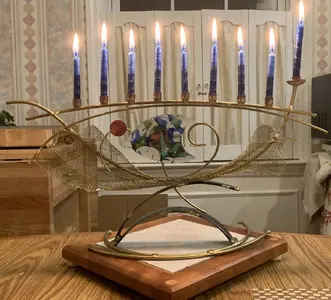 Menorah1_2020Web.webp