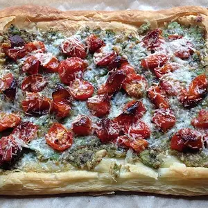 Brie and Tomato Tart