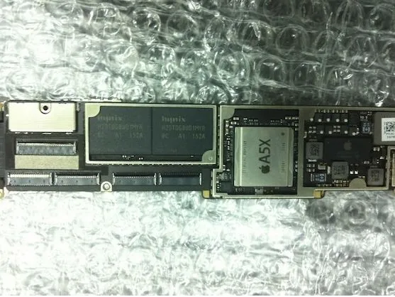 iPad 3 logic board