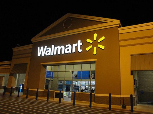 walmart-at-night.jpg